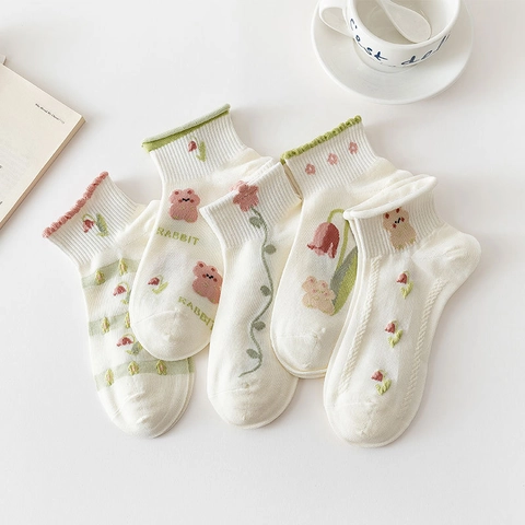 Women Cotton Socks Japanese Style Cartoon Bear Tulip Flower Embroidery Ruffle Cuff Breathable Casual Crew Ankle Socks