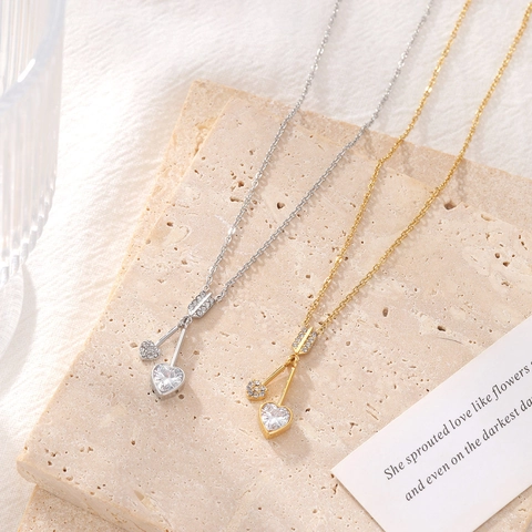 Koreanischer Stil Herz Anhänger Halskette Titanstahl Gold Silber Strass Cupido Pfeil Süß Schmuck Für Damen Geschenk