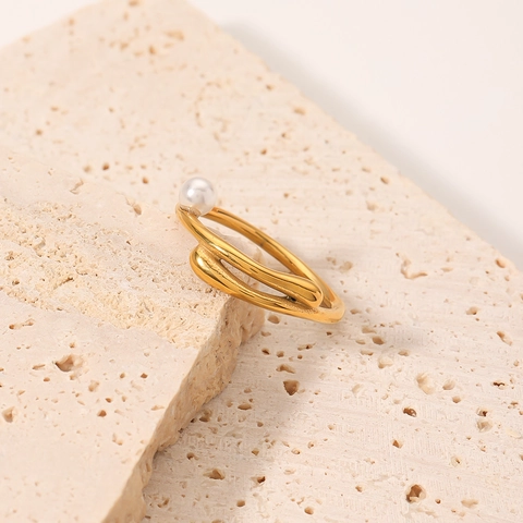 Anillo Geométrico Irregular De Acero Inoxidable Chapado En Oro De 18K Con Perla Artificial De Agua Dulce Estilo Ins Mujer