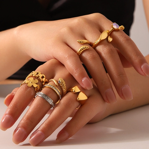 18 Karat Vergoldete Edelstahlringe Geometrisches Herz Schlange Verstellbarer Offener Fingerring Modeschmuck Für Damen