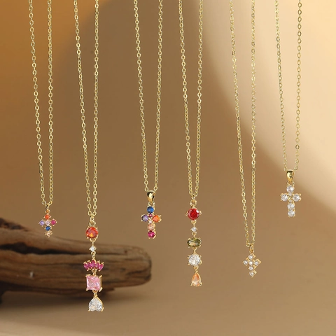 Collana Pendente Croce Rame Zirconia Cubica Colorata Placcato Oro Vintage Semplice Gioielli Donne