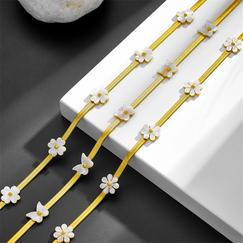Titanium Steel Necklace With Butterfly Daisy Clover Charms Gold Plated Flat Herringbone Chain Fashion Jewelry For Women