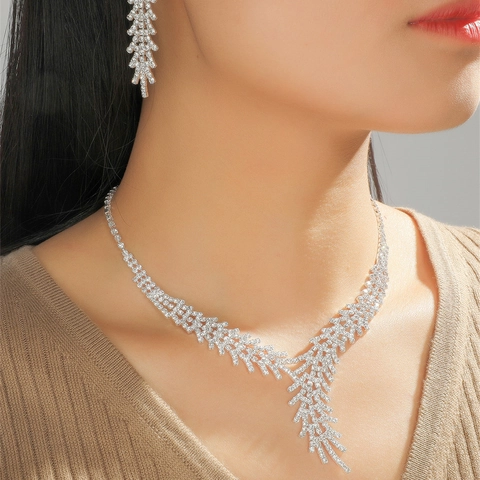 Rhinestone Necklace Earrings Bracelet Ring Jewelry Collection For Women Wedding Bridal Shiny Crystal Alloy Elegant Accessories