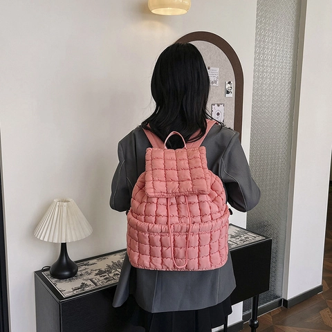 Puffy Gesteppter Rucksack Damen Wattierte Baumwolle Kordelzug Klappe Große Kapazität Cloud Bubble Tasche Lässiger Rucksack