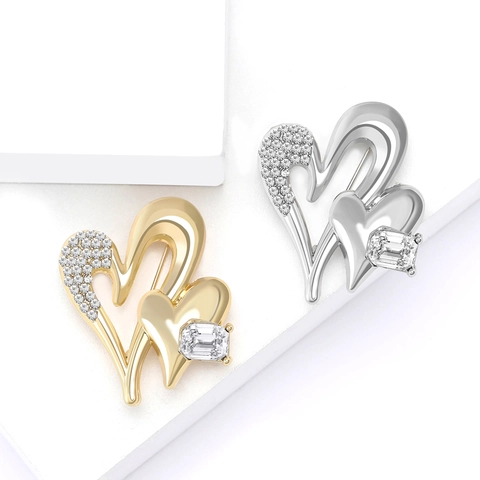 Elegant Women Linked Hearts Brooch Alloy Rhinestone Crystal Sparkling Suit Coat Pin Jewelry Fashion Accessories
