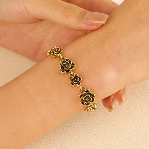 Vintage Rozenbloem Legering Armband Emaille Stras Elegante Sieraden Voor Vrouwen Bloemenontwerp Retro Goud Zilver Stijl