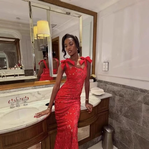 Elegant Lace Maxi Dress With Bow Shoulder Straps Slim Fit Sleeveless Backless Party Evening Bodycon For Women