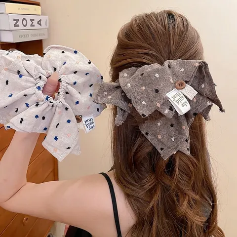 Grandi Scrunchies In Tessuto Ricamo A Pois Elastici Per Capelli Con Volant Stile Francese Bordo In Pizzo Bottone In Legno