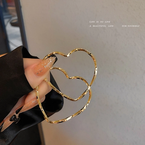 Pendientes De Aro De Corazón Exagerados Aleación Metálica Retorcida Joyería Retro Con 925 Sterling Silver Earring Post Para Mujeres