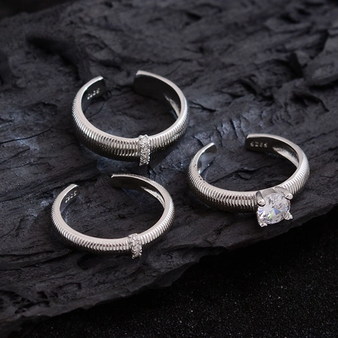 Bague Ouverte À Rayures Zircon Ajustable Style Vintage Français Bijoux Minimalistes