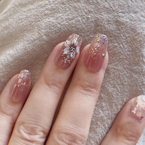 Sweet Blush Gradient Press On Nails With 3D White Flowers And Glitter Short Coffin False Nails For Women
