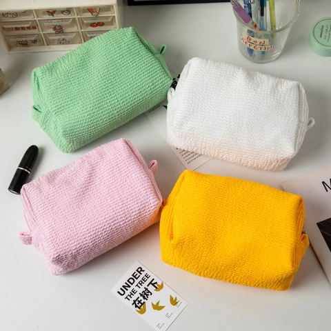 Solid Color Pleated Makeup Bag Large Capacity Seersucker Cosmetic Pouch For Women Travel Toiletry Storage Bag Portable Wash Bag
