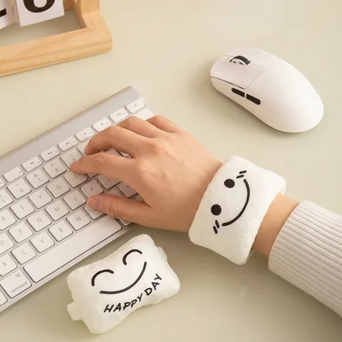 Reposamuñecas De Felpa Suave Almohadilla Para Ratón Con Bordado De Smiley Cojín De Soporte Ergonómico Para Oficina