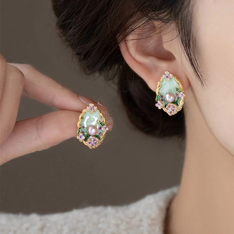 Vintage Enamel Flower Stud Earrings With Artificial Pearl And Silver Earring Post French Style Elegant Floral Jewelry For Women