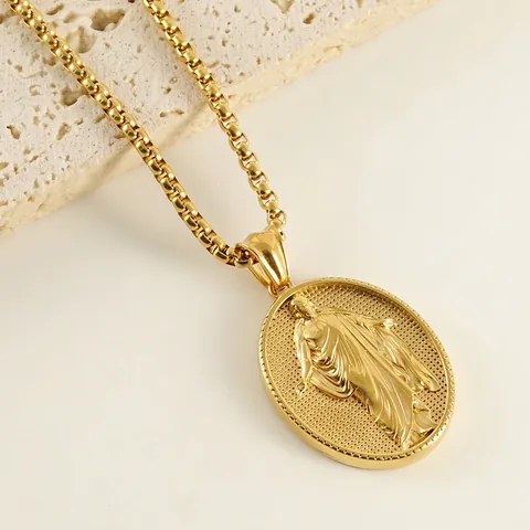 Collar Con Colgante De Relieve De Retrato Religioso Acero Inoxidable Chapado En Oro De 18K Medalla Ovalada Hip Hop Unisex