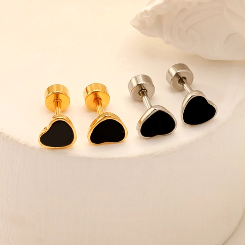 Boucles D Oreilles Coeur Acier Inoxydable Émail Noir Fermoir À Vis Anti-Allergique Minimaliste Mode Pour Femmes