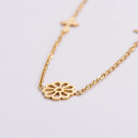 Collier Femme En Acier Inoxydable 316L Plaqué Or 18K Avec Pendentifs Fleur Ajourée Croix Battement De Coeur Bijoux