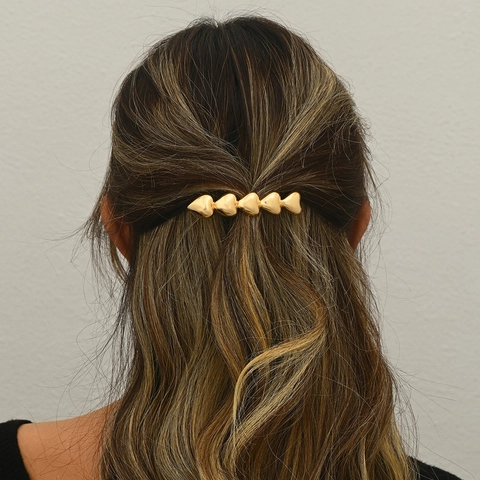 Elegante Herz Haarspange Metall Legierung Federclip Geometrische Minimalistische Stilvolle Haar Accessoires Für Frauen