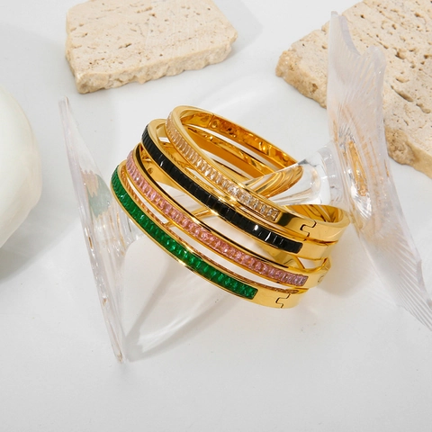Bracciale Rigido In Acciaio Inossidabile Placcato Oro Zirconia Taglio Baguette Impermeabile Gioielli Di Lusso Minimalisti Da Donna