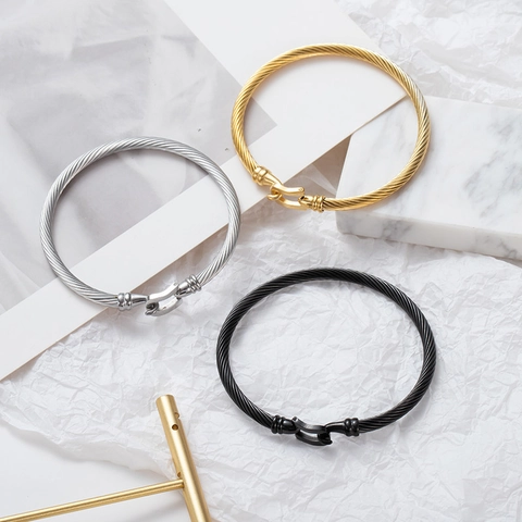 Twisted Cable Bangle Stainless Steel Horseshoe Hook Clasp Punk Jewelry For Men And Women Unisex Fashion Accessory