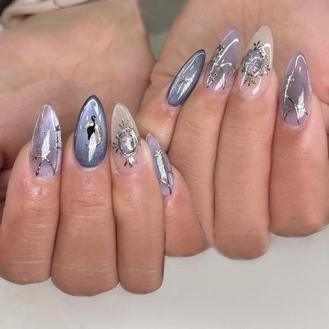 Uñas Postizas Press On Moradas Ojo De Gato Almendra Larga Con Decoración 3D Cristal Estrella Luna Aleación
