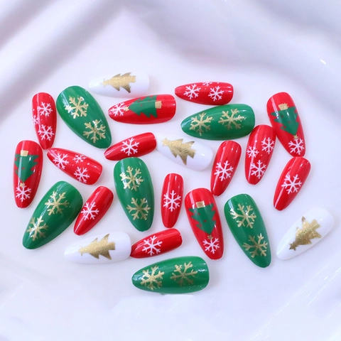 Weihnachts Aufklebbare Nägel Mandelform Glänzend ABS Künstliche Nägel Schneeflocke Und Weihnachtsbaum Muster Für Damen