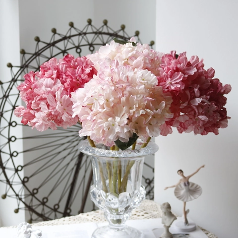 Artificial Hydrangea Flowers Satin Fabric Vintage Burnt Edge Oil Painting Style Realistic Large Flower Head Home Wedding Decor