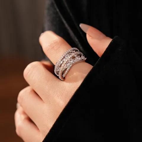 Anillo Cruzado De Capas Múltiples Cobre Con Circonita Cúbica Micro Pavé Joyería De Lujo Ligera Exquisita Para Mujer