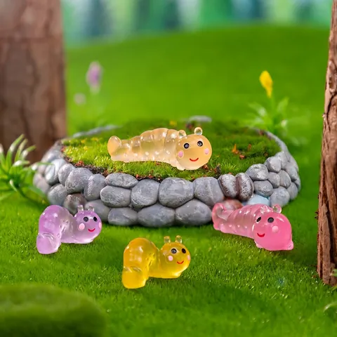 Miniature Caterpillar Figurines Luminous Glow In The Dark Resin Ornament Moss Microlandscape Garden Decor Cute Cartoon