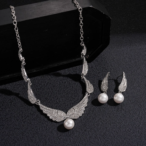 Collana E Orecchini Con Ciondolo Ali D'angelo Con Lega Strass Perla Artificial Di Imitazione E Perni In Argento Per Gioielli Da Donna