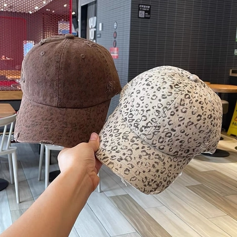 Vintage Leopard Print Baseball Cap Distressed Ripped Acrylic Canvas Curved Brim Adjustable Outdoor Streetwear Hat Men Women