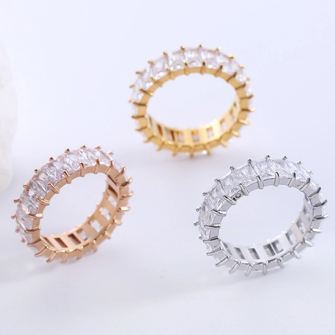 Anello Eternity in Acciaio Inossidabile Minimalista da Donna Con Zirconia Rettangolare Intarsiato Oro Argento Oro Rosa Gioielli