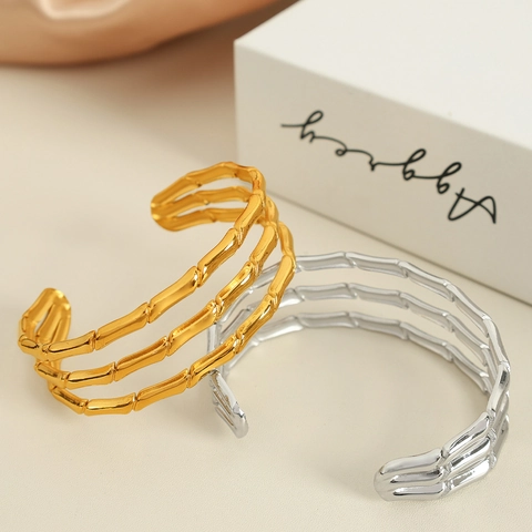 Eleganter Retro Titanstahl Hohl Bambus Armreif Für Damen 18K Gold Silber Plattiert Unregelmäßig Gehämmert Manschettenarmband