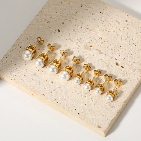 Artificial Pearl Stud Earrings 18K Gold Plated Stainless Steel For Women Minimalist Waterproof Hypoallergenic Elegant Jewelry