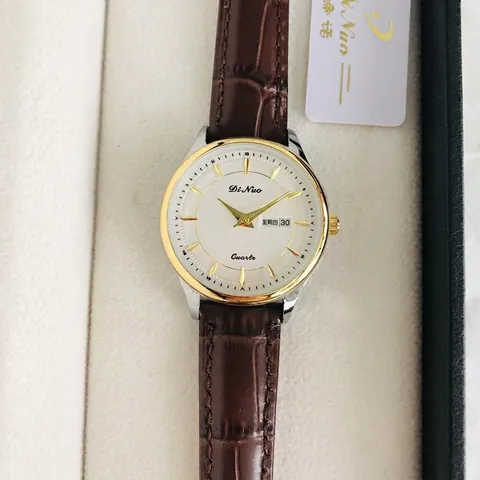 Orologio Al Quarzo Elegante Da Donna Cinturino In Vera Pelle Calendario Giorno Data Resistente All'Acqua Business Casual Semplice