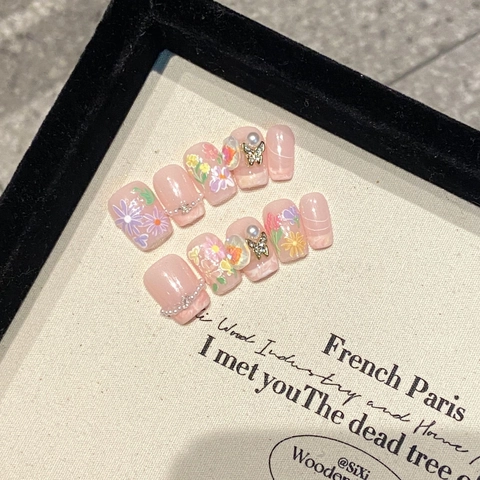 Uñas Postizas Artesanales Degradado Rosa Diseño Floral Con Mariposa 3D Perlas Artificiales Sintéticas Estilo Francés Dulce