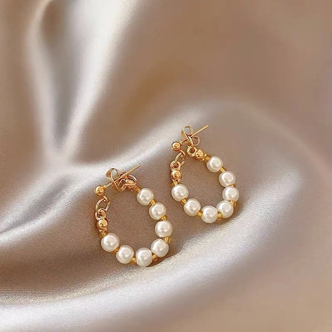 Boucles D'oreilles En Süßwasserperles D'eau Douce Naturelles Cuivre Plaqué Or Avec Tige En Argent Style Élégant Minimaliste Bijoux Femme