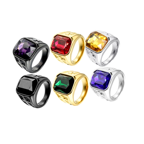 Anello da Uomo Retro in Acciaio al Titanio con Croce Pietre Colorate Strass Lucidato Punk Biker Gioielli