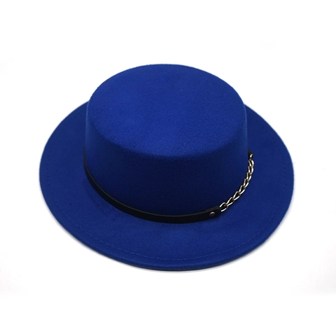 Chapeau Boater Vintage Couronne Plate Feutre De Laine Bord Large Avec Ruban Cuir Chaîne Dorée Style Jazz Rétro