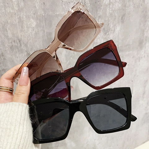 Modieuze Vierkante Oversized Zonnebril Voor Dames UV400 Bescherming PC Frame Retro Street Style Outdoor Reizen Brillen