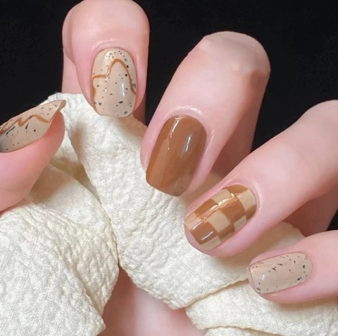 Glossy Press On Nails Square Oval Short False Nails Orange Checkerboard Polka Dot Pattern Removable For Women