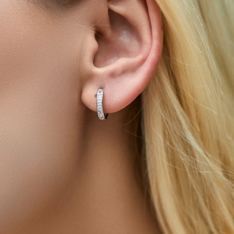 MODIAN S925 Sterlingsilber U-Form Huggie-Ohrringe Für Damen Glänzende Kanal-Einstellung Quadratische Zirkonia Geometrische Ohrringe Schmuck