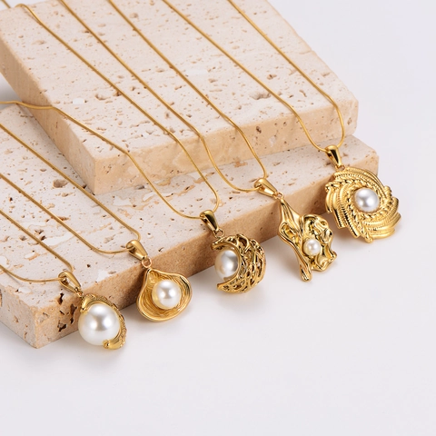 Collana Pendente in Acciaio Inossidabile 304 Vintage Donna Placcata Oro 18K Perla Artificiale Turchese Gioielli