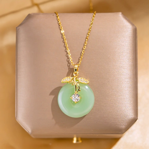 Elegante Hanger Ketting Met Titanium Stalen Ketting Faux Jade Vredesgesp Zirkoon Blad Charme Voor Vrouwen Luxe Cadeau
