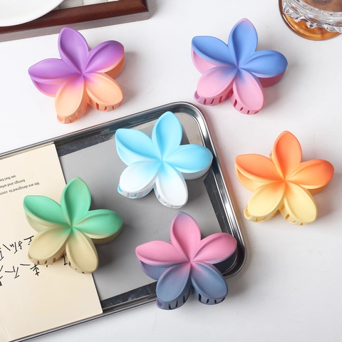 Flower Hair Claw Clips Plumeria Matte Plastic Resin Large Gradient Color Summer Beach Vacation Hair Accessories For Women