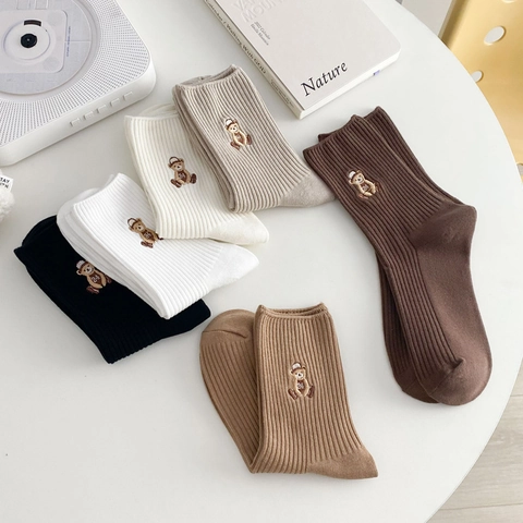 Women Crew Socks Combed Cotton Ribbed Knit Cute Cartoon Bear Embroidery Japanese Style Casual Fashion Socks