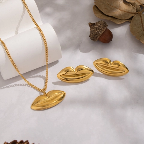 Lip Shape Halskette Und Ohrringe Schmuckset Edelstahl 18K Vergoldet Übertriebene Punk Accessoires Für Frauen