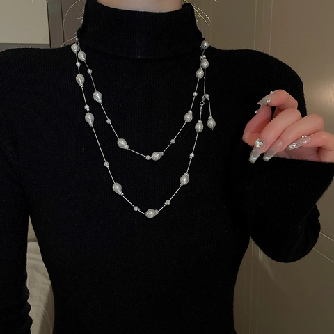 Long Collier De Künstliche Perles Avec Chaîne En Alliage Argenté Imitation Künstliche Perles Baroques Sautoir Multi-Rangs Élégant Pour Femme