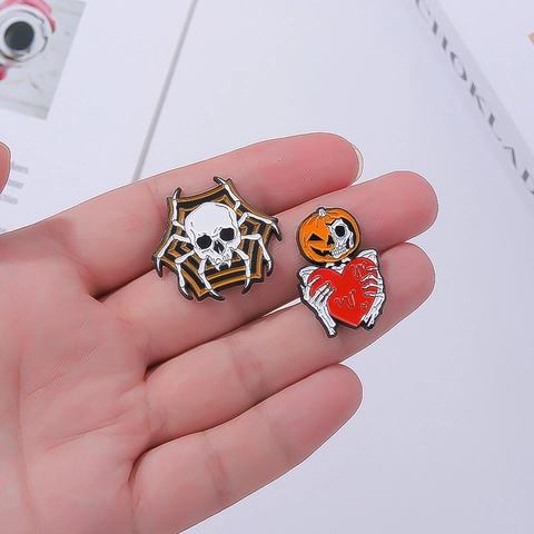 Halloween Emaille Broche Pin Set Legering Schedel Pompoen Hart Trick Or Treat Badges Punk Gothic Feest Sieraden