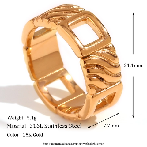 Vintage Hollow Square Stainless Steel Ring Minimalist Wave Texture 18K Gold Plated Geometric Band Ring Fashion Jewelry For Women